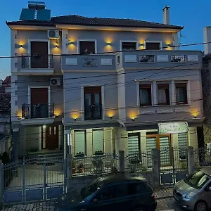  Bed & Breakfast Sara & Esi Albanië