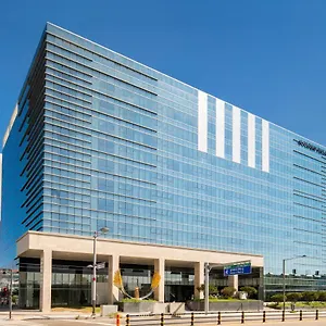 Otel Golden Tulip Airport