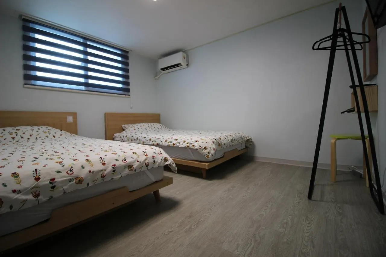 ** Konukevi Bunk Backpackers Guesthouse Seul Güney Kore