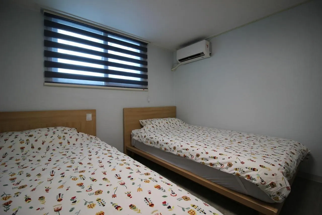 Bunk Backpackers Guesthouse Seul