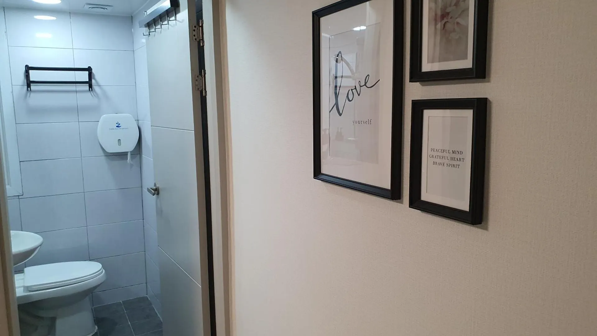 Bunk Backpackers Guesthouse Seul 2*,