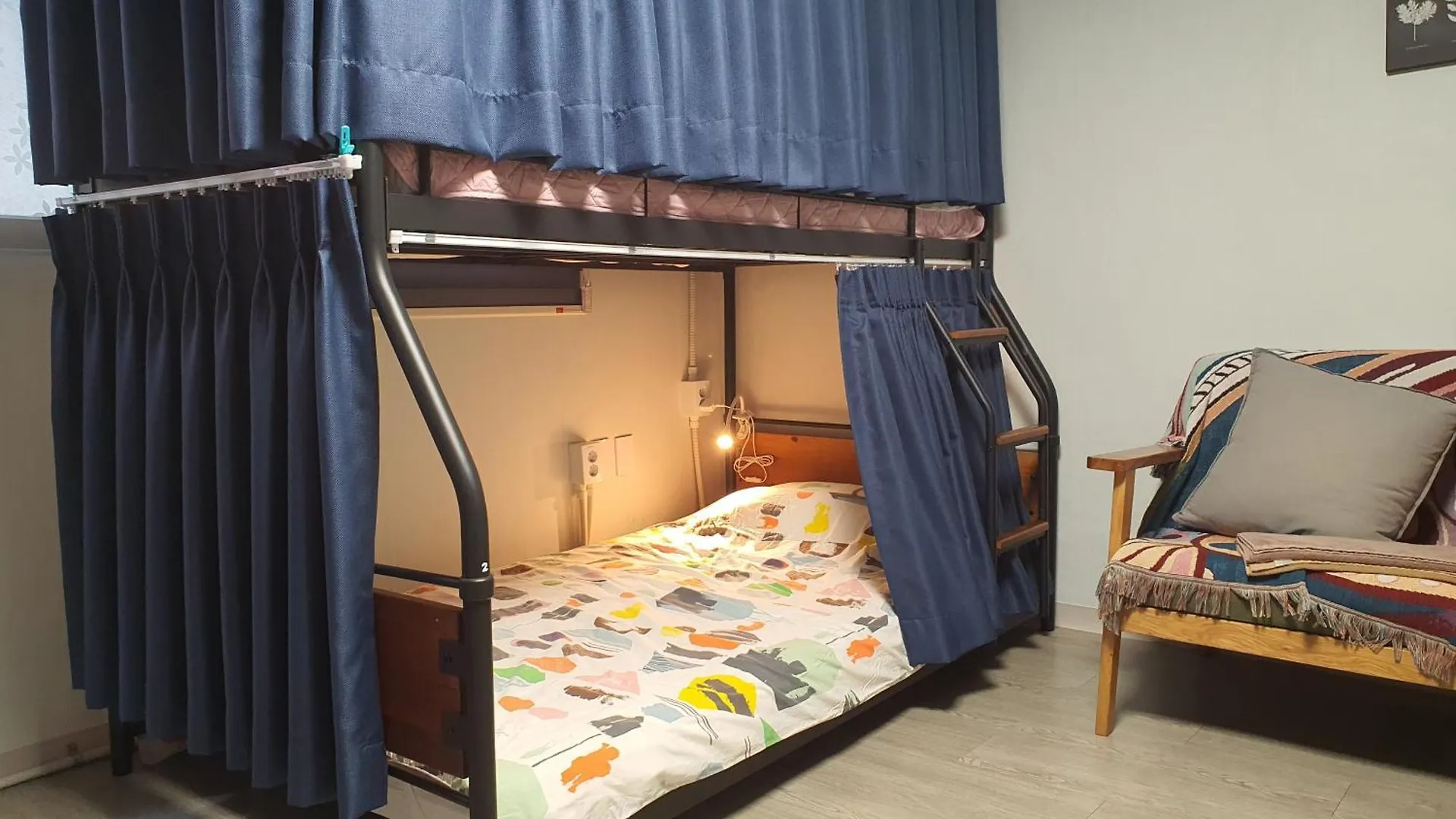 Bunk Backpackers Guesthouse Seul Güney Kore