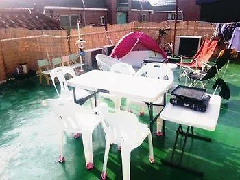 Bunk Backpackers Guesthouse Seul Konukevi