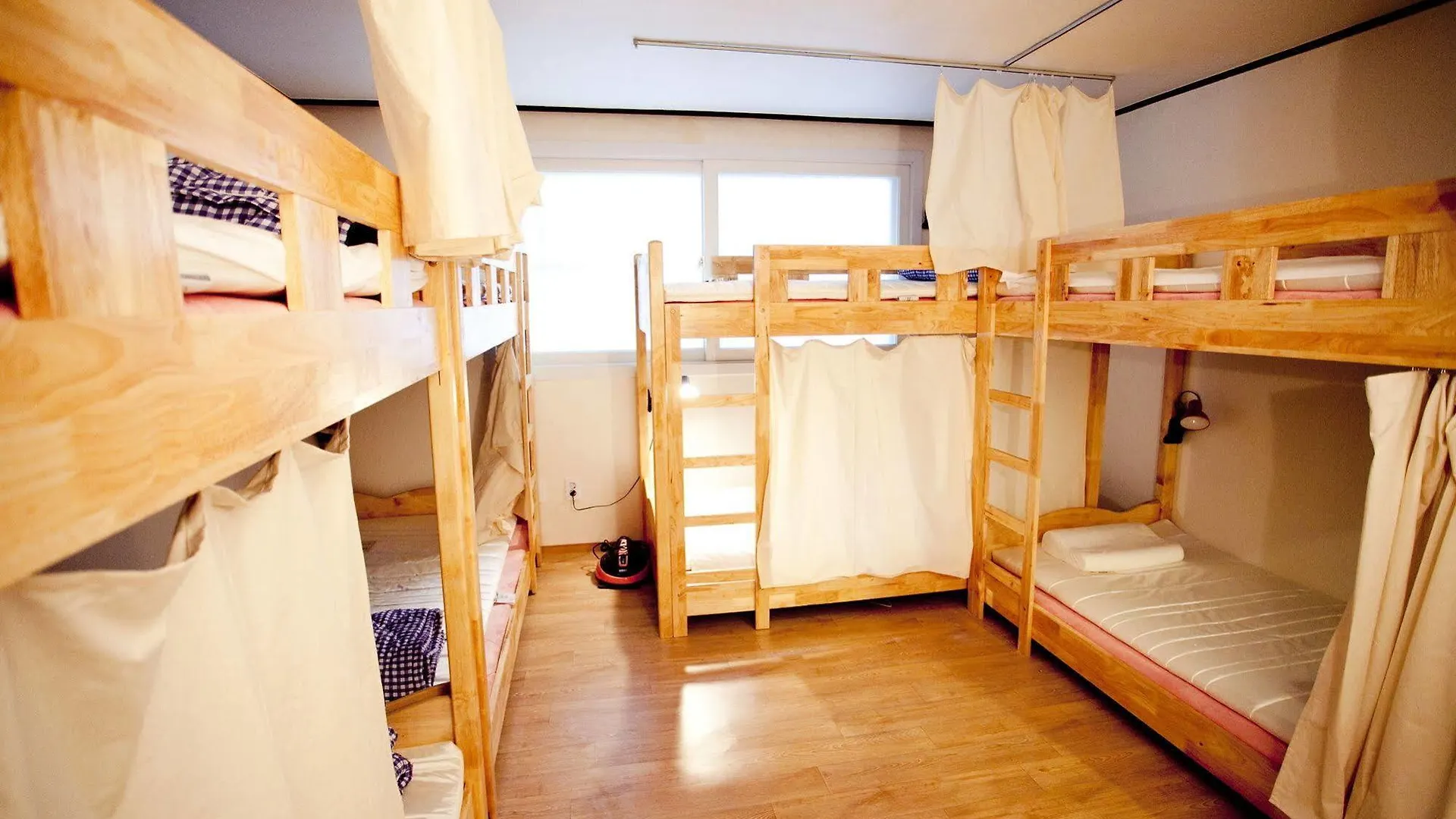 Bunk Backpackers Guesthouse Seoel