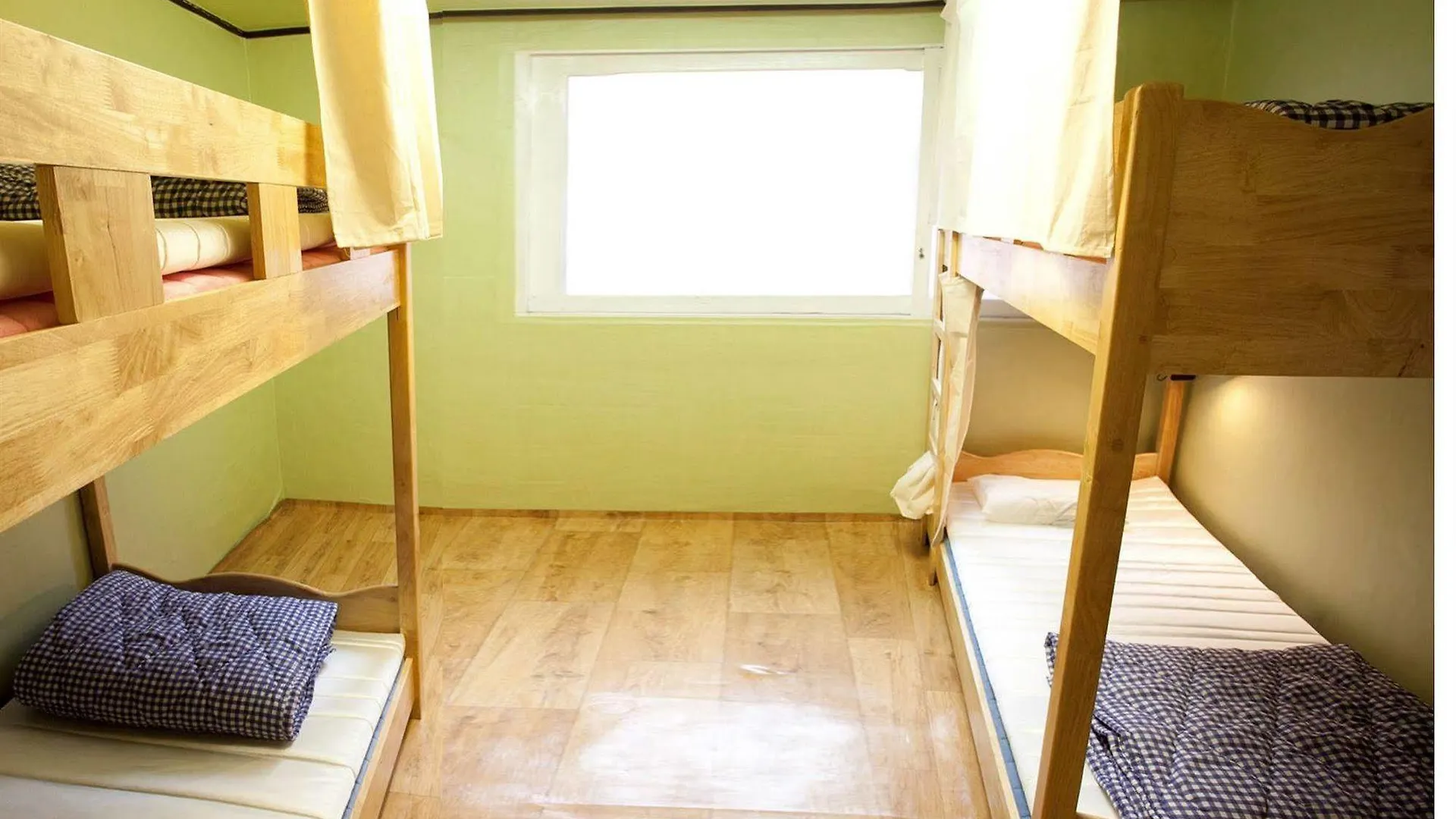 ** Konukevi Bunk Backpackers Guesthouse Seul Güney Kore